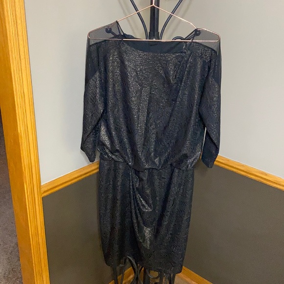 David Meister shimmery black and gold 3/4 sleeve dress Size 2 - Picture 1 of 9